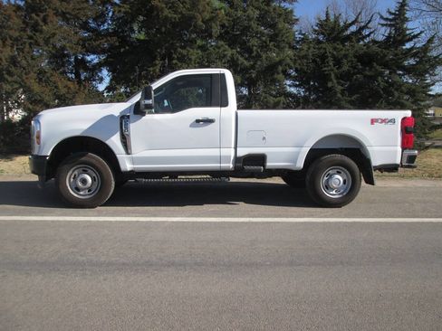 Used 2024 Ford F250 XL w/ 360-Degree Camera Package AWD/4WD image 10