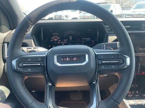 New 2026 GMC Terrain AT4 w/ Technology Package II image 14