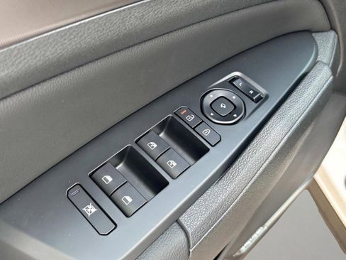 New 2026 Kia Sportage SX image 22