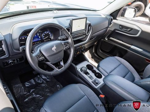 Used 2023 Ford Bronco Sport Outer Banks w/ Tech Package AWD/4WD image 18