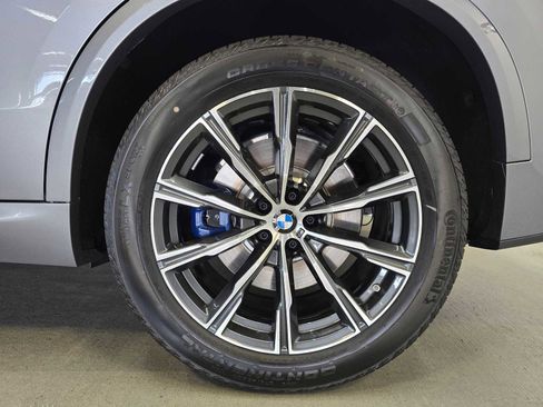 New 2026 BMW X5 xDrive50e w/ M Sport Package AWD/4WD image 8