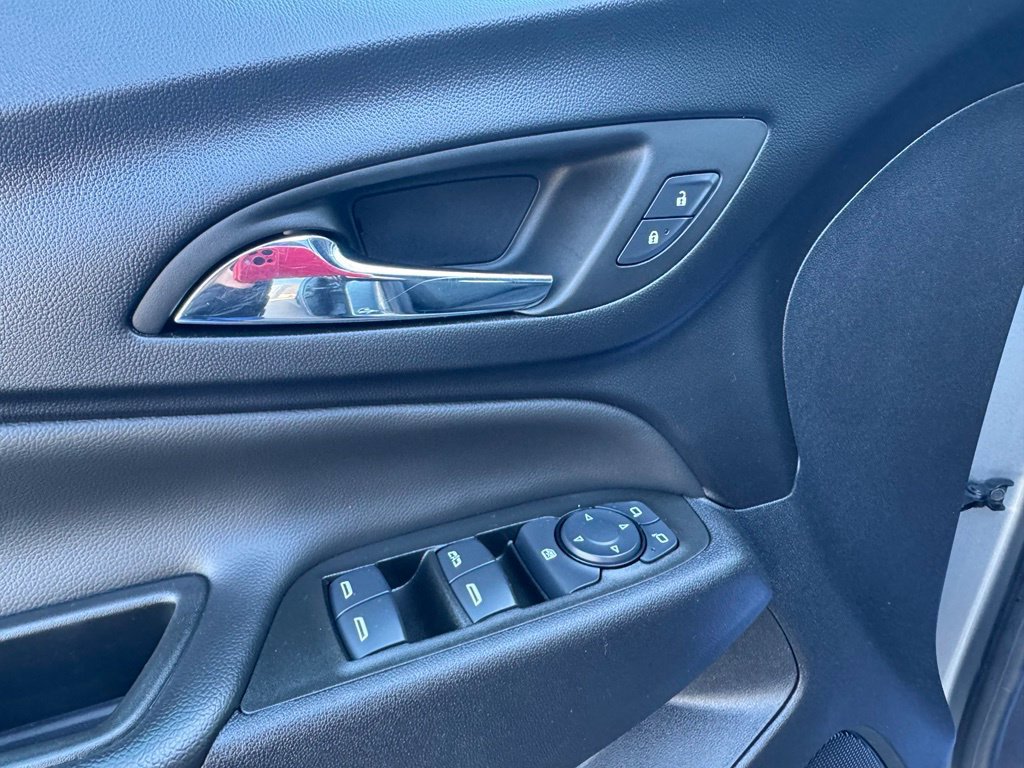 Used 2024 Chevrolet Equinox LT AWD/4WD image 15