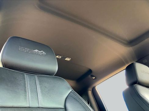 Used 2020 Chevrolet Silverado 1500 High Country w/ Z71 Off-Road Package AWD/4WD image 14