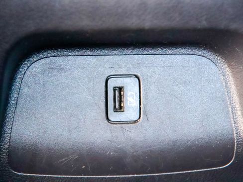 Used 2024 Nissan Sentra SV FWD image 19