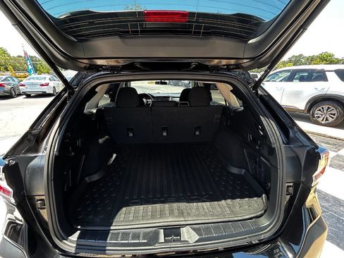 Used 2023 Subaru Outback Premium AWD/4WD image 8