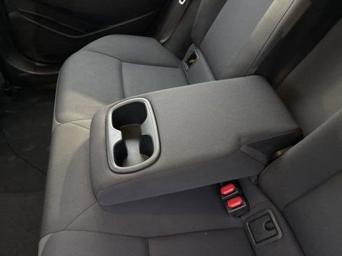 Used 2023 Toyota Corolla LE image 31