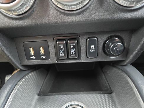 Used 2024 Mitsubishi Outlander Sport SE image 28