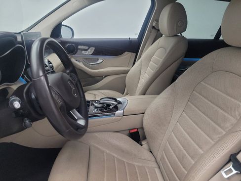 Used 2016 Mercedes-Benz GLC 300 4MATIC image 17