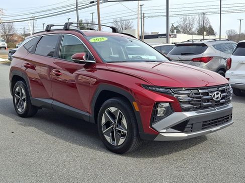 Certified 2025 Hyundai Tucson SEL image 3