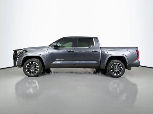 Used 2024 Toyota Tundra Limited AWD/4WD image 4