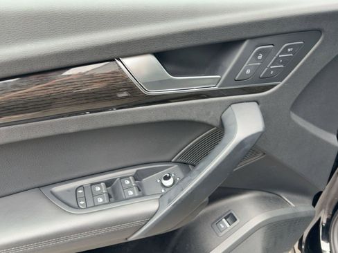 Used 2019 Audi Q5 2.0T Premium Plus w/ Premium Plus Package image 13