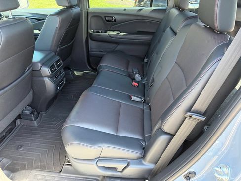 Used 2024 Honda Passport Black Edition image 21