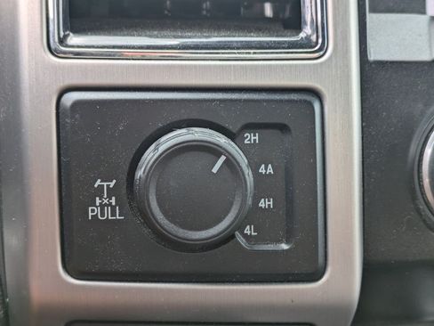 Used 2019 Ford F150 Platinum w/ Equipment Group 701A Luxury AWD/4WD image 27