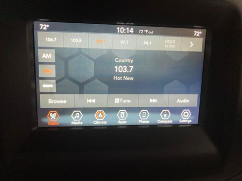 Used 2019 Jeep Compass Latitude AWD/4WD image 24