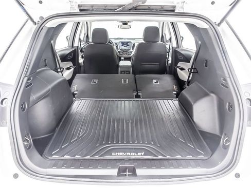 Used 2023 Chevrolet Equinox LS w/ LS Convenience Package image 37