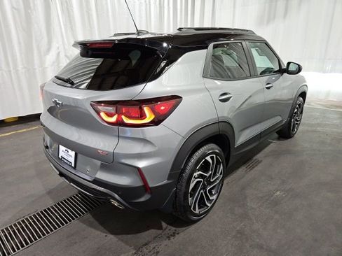 Used 2024 Chevrolet TrailBlazer RS w/ Convenience Package image 3