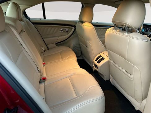 Used 2019 Ford Taurus Limited FWD image 29