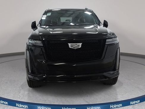 Used 2021 Cadillac Escalade Sport Platinum w/ LPO, ONYX Package AWD/4WD image 2