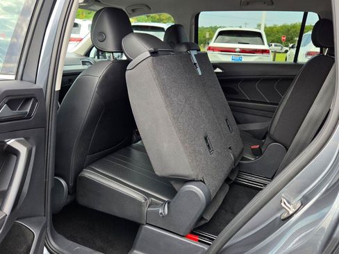 Certified 2023 Volkswagen Tiguan SE FWD image 44