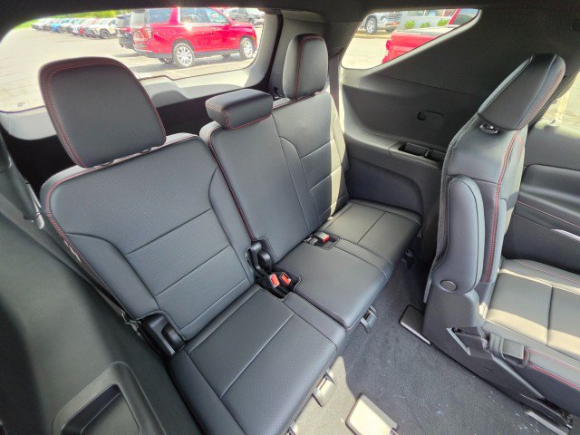 New 2026 Chevrolet Traverse RS AWD/4WD image 16