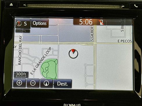 Used 2017 Toyota Camry XLE FWD image 14