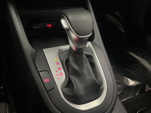Used 2024 Kia Forte LXS FWD image 25