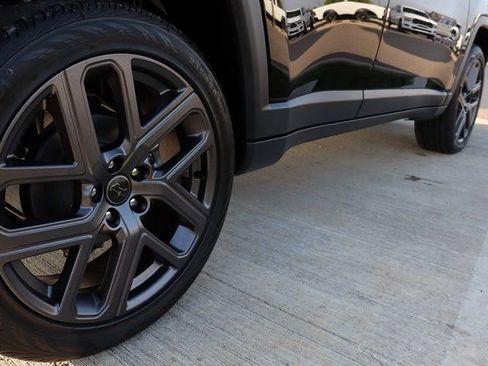 New 2026 Jeep Compass Limited image 33