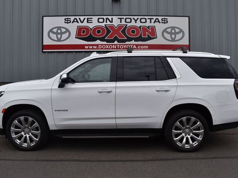 Used 2021 Chevrolet Tahoe Premier AWD/4WD image 4