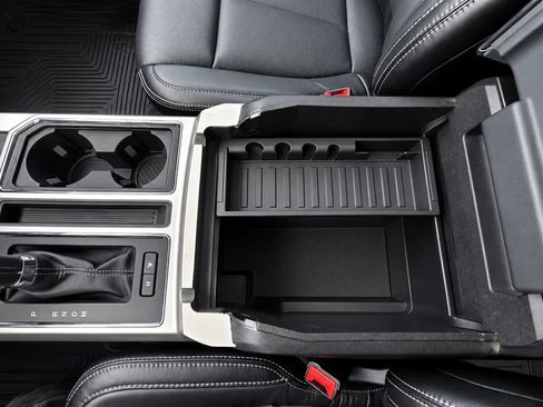 Used 2018 Ford F150 Lariat w/ Equipment Group 502A Luxury RWD image 31