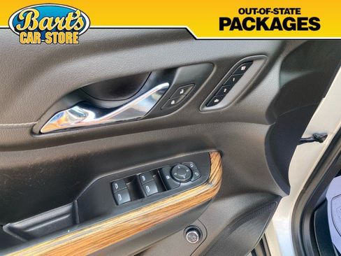 Used 2019 GMC Acadia Denali w/ Technology Package AWD/4WD image 28