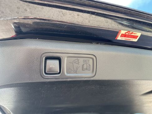 Used 2021 Lincoln Navigator Reserve w/ Luxury Package image 47