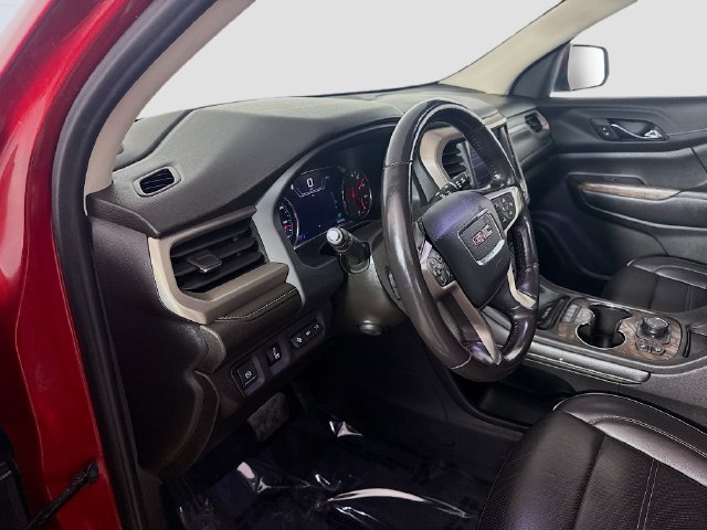 Used 2021 GMC Acadia Denali w/ Denali Ultimate Package AWD/4WD image 22