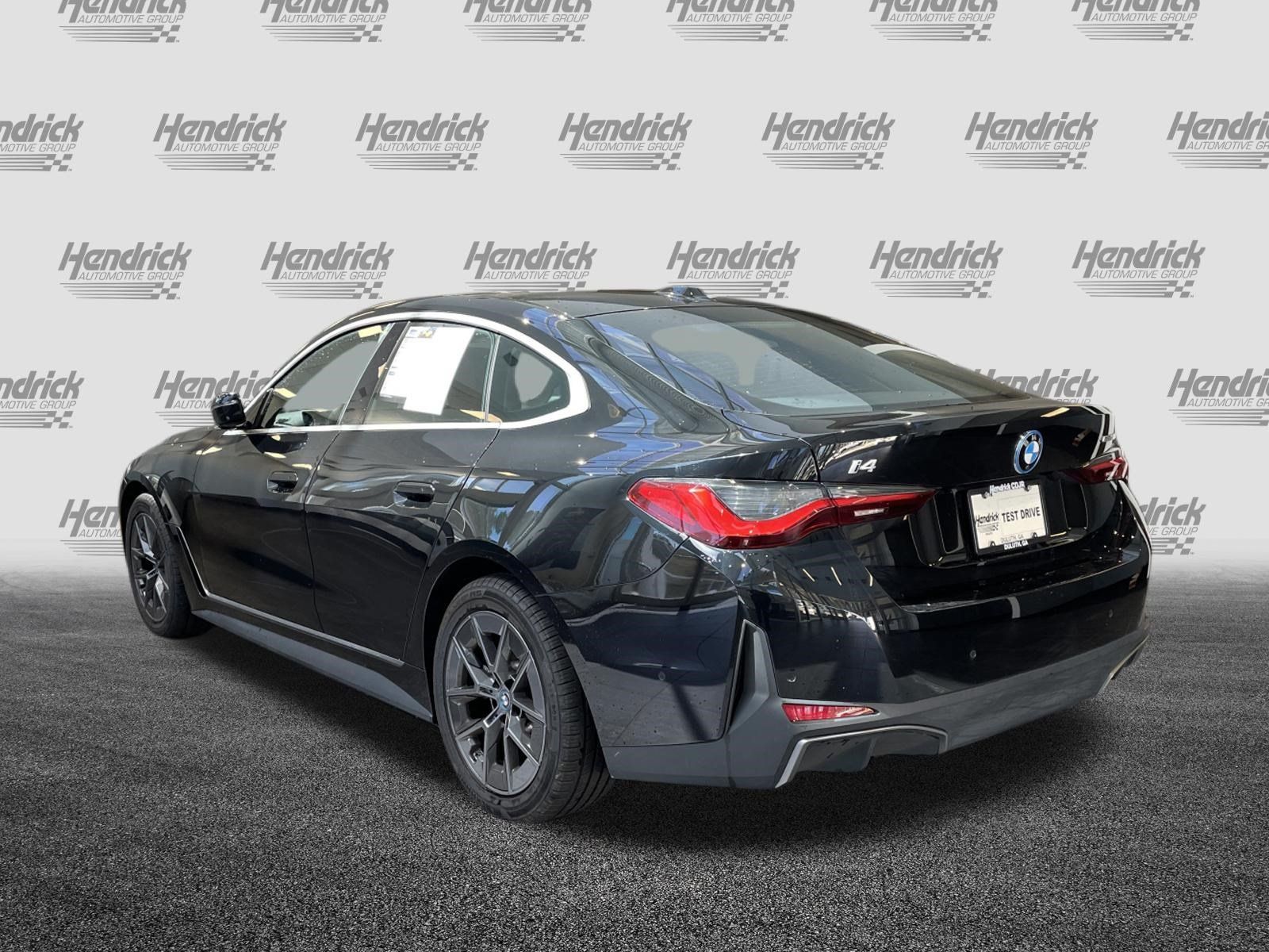 Used 2023 BMW i4 eDrive35 w/ Premium Package RWD image 8