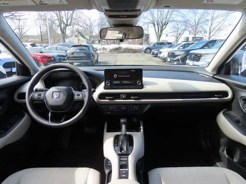 Certified 2023 Honda HR-V LX image 17