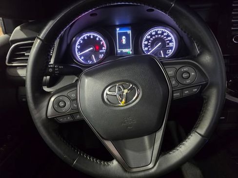 Used 2022 Toyota Camry SE w/ Convenience Package FWD image 28