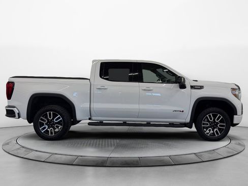 Used 2021 GMC Sierra 1500 AT4 w/ AT4 Value Package AWD/4WD image 2