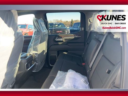 New 2026 GMC Sierra 1500 Elevation w/ Elevation Premium Package AWD/4WD image 9