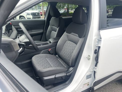 New 2026 Nissan Kicks SV FWD image 15