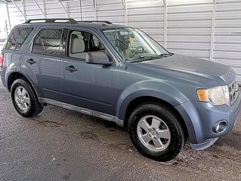 Used 2012 Ford Escape XLT FWD image 4