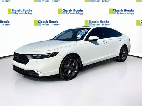 Used 2023 Honda Accord EX-L image 3