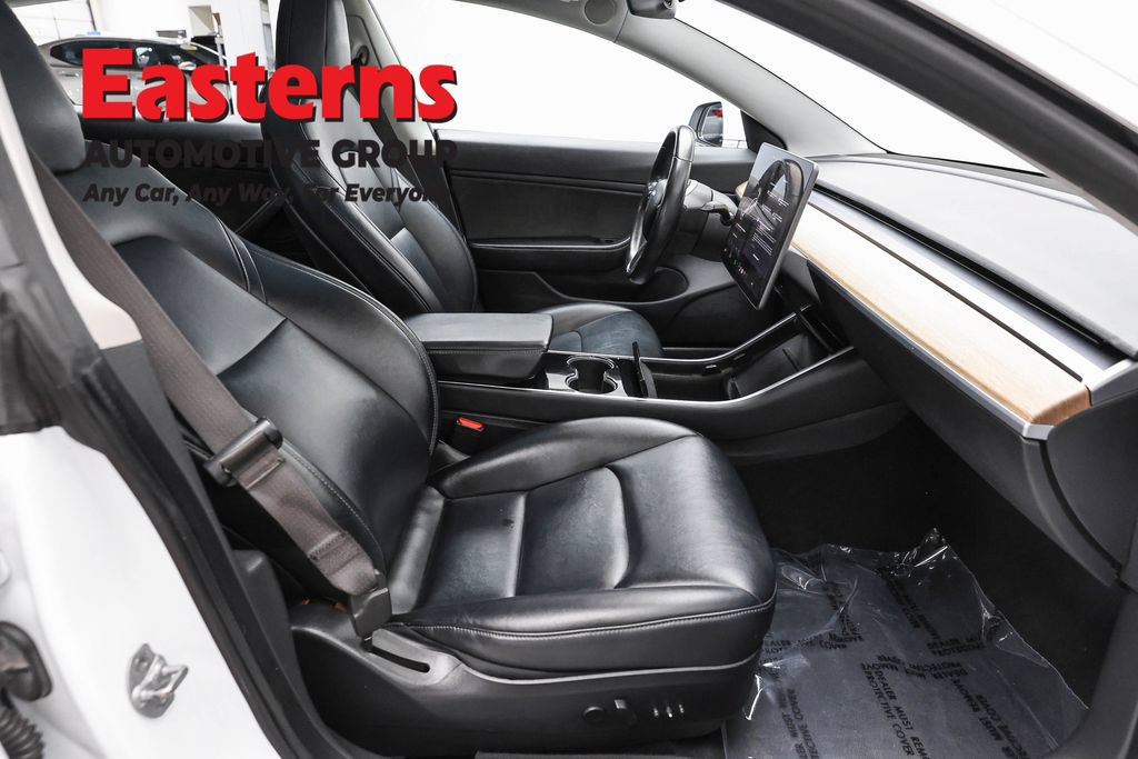 Used 2018 Tesla Model 3 Long Range RWD image 19