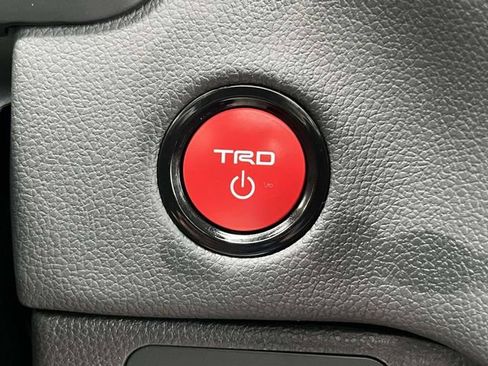 Used 2026 Toyota Sequoia TRD Pro AWD/4WD image 32