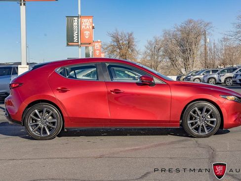Used 2021 MAZDA MAZDA3 s image 19