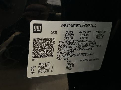 Used 2025 Chevrolet Tahoe LT image 27