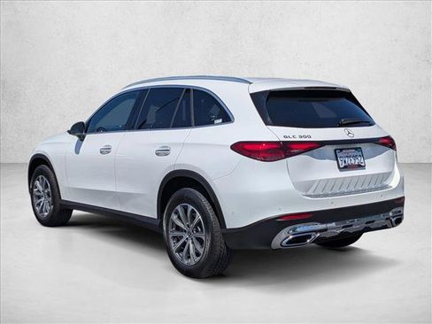 Certified 2026 Mercedes-Benz GLC 300 image 8