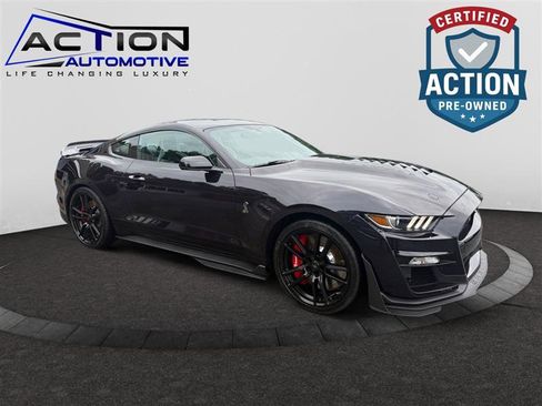 Used 2022 Ford Mustang Shelby GT500 w/ Technology Package RWD image 1