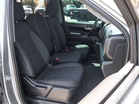 Used 2024 Chevrolet Silverado 1500 LT RWD image 44