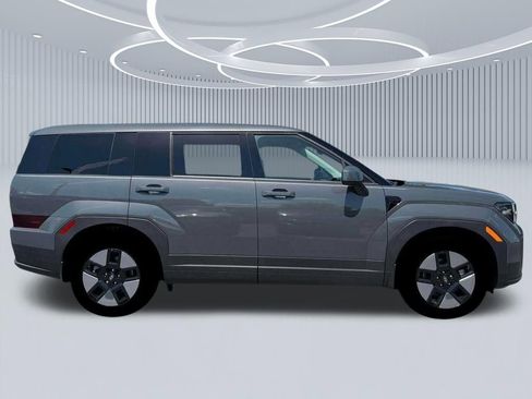 New 2026 Hyundai Santa Fe SE FWD image 9