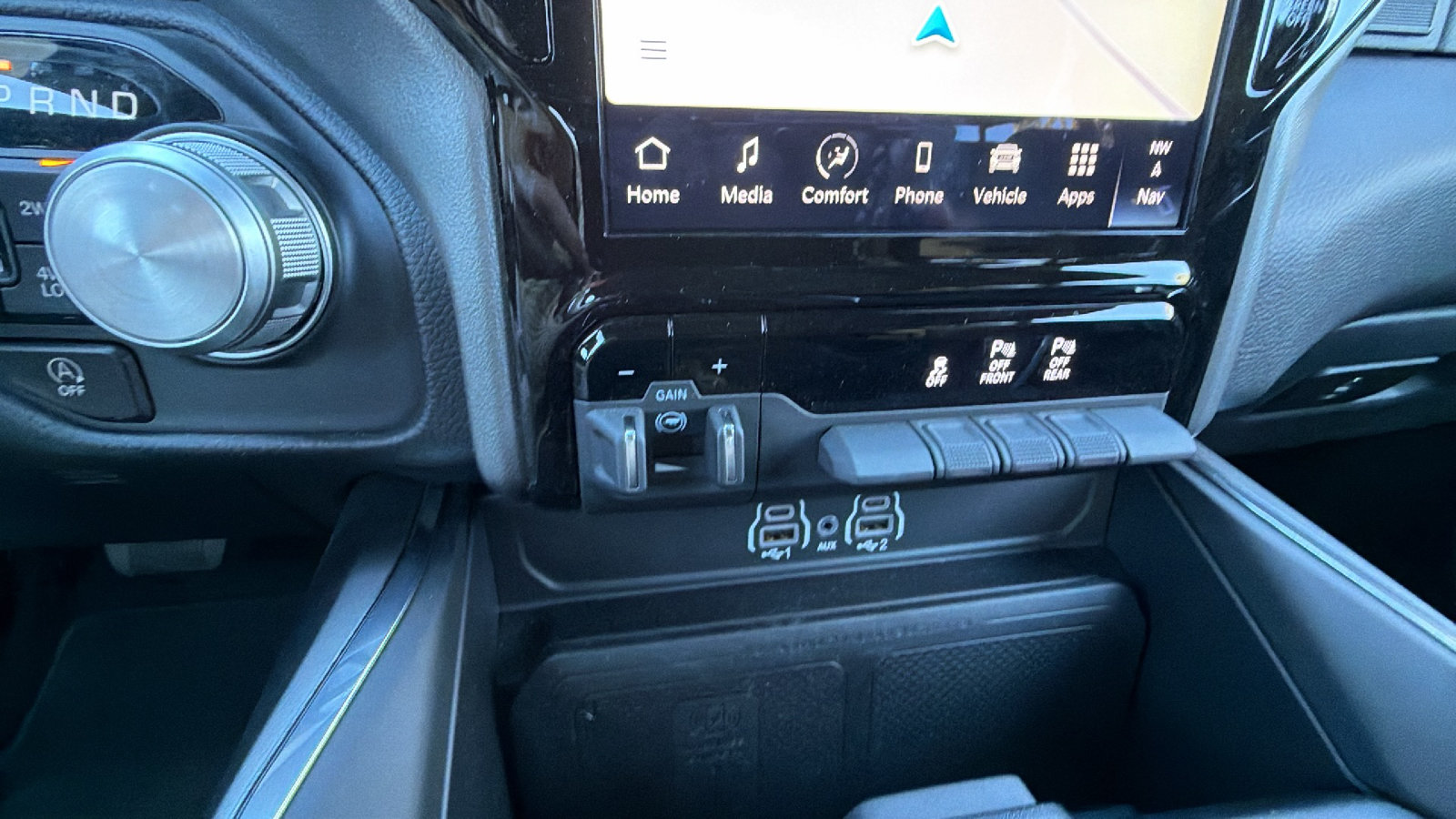 Used 2025 RAM 1500 Laramie w/ Sport Appearance Package AWD/4WD image 34