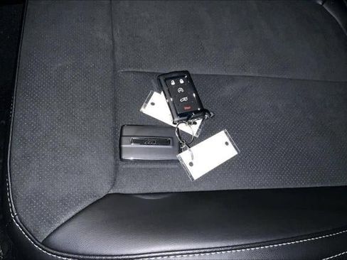 New 2025 Jeep Grand Cherokee Altitude image 54